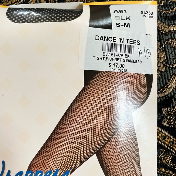 Body Wrapper Footed Dance Tights and Fishnet seamless tights - Picture 2 of 9